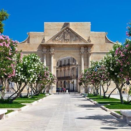 Casa Vacanze De Mari Лече Екстериор снимка